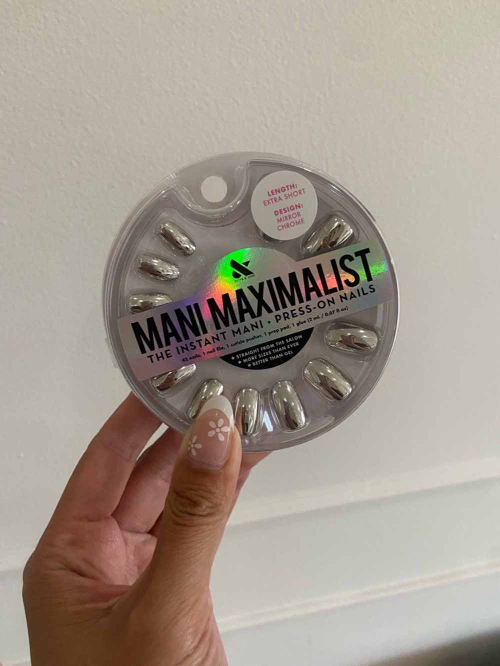 Mani Maximalist Mirror Chrome Silver Press-On Nails